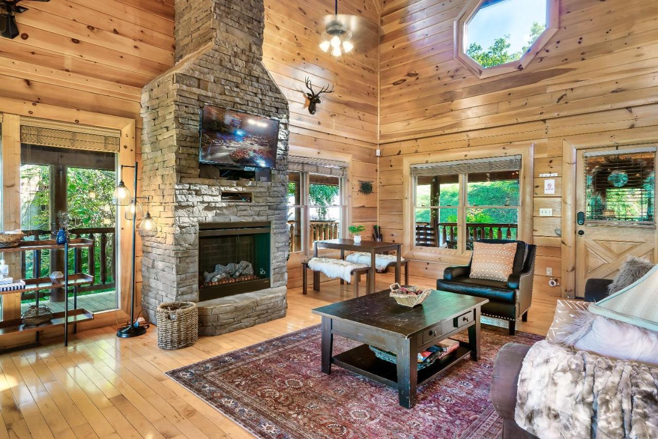 Summer Sale! Pool, Sauna, View, Hottub, Game Sevierville Exterior photo
