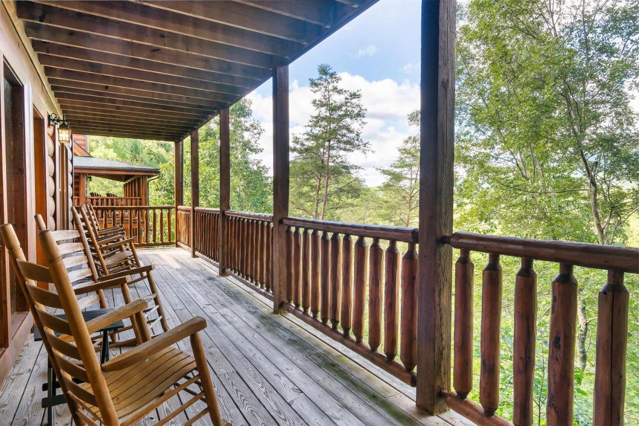 Summer Sale! Pool, Sauna, View, Hottub, Game Sevierville Exterior photo