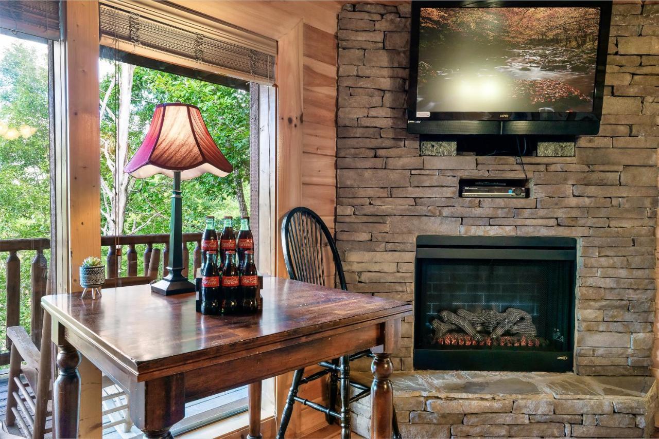 Summer Sale! Pool, Sauna, View, Hottub, Game Sevierville Exterior photo